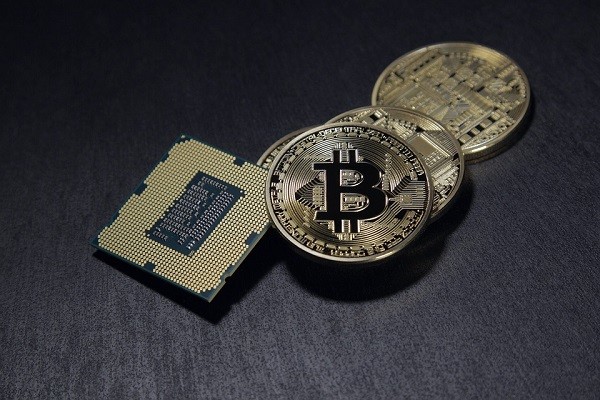 andamento bitcoin da osservare